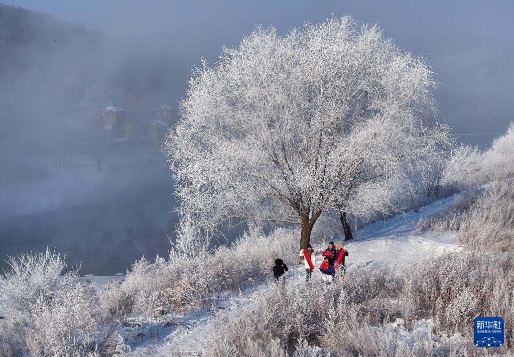 四时新启 美景如画 四时新启 美景如画
