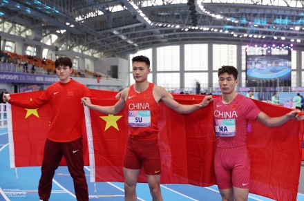 室内田径亚锦赛首日中国队斩获10枚奖牌