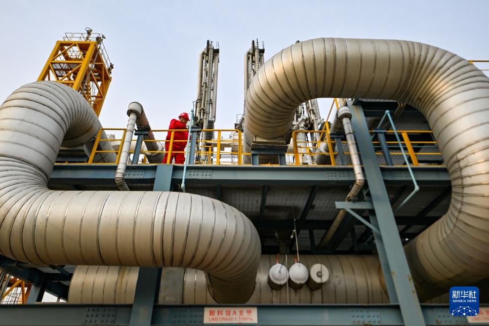 新春走基层丨天津LNG接收站：全力保供 气通万家