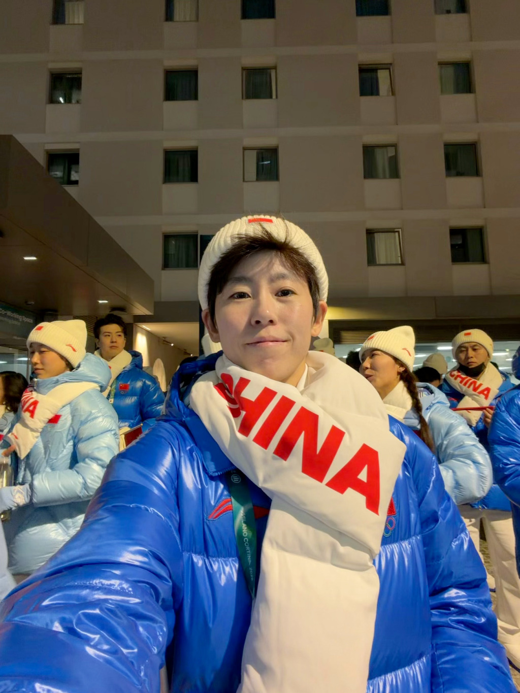 各国运动员怀揣梦想入场，米兰冬奥会开幕式太好看了