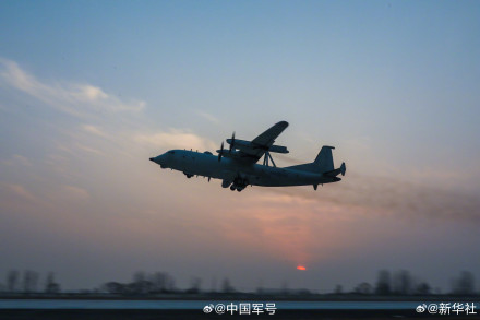 巡弋空天的战机太帅了