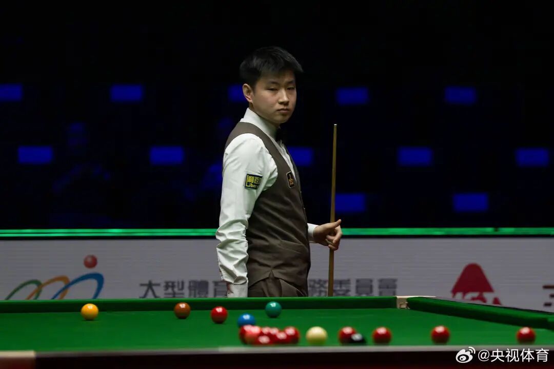 再创历史！中国球员首次包揽斯诺克世界大奖赛四强