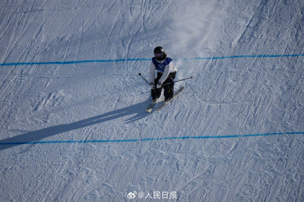 三位中国选手进坡面障碍技巧决赛