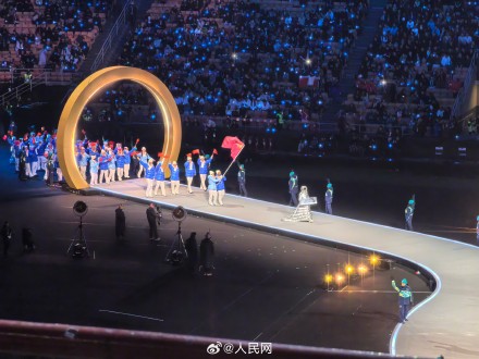 冬奥会开幕式，为中国队加油！