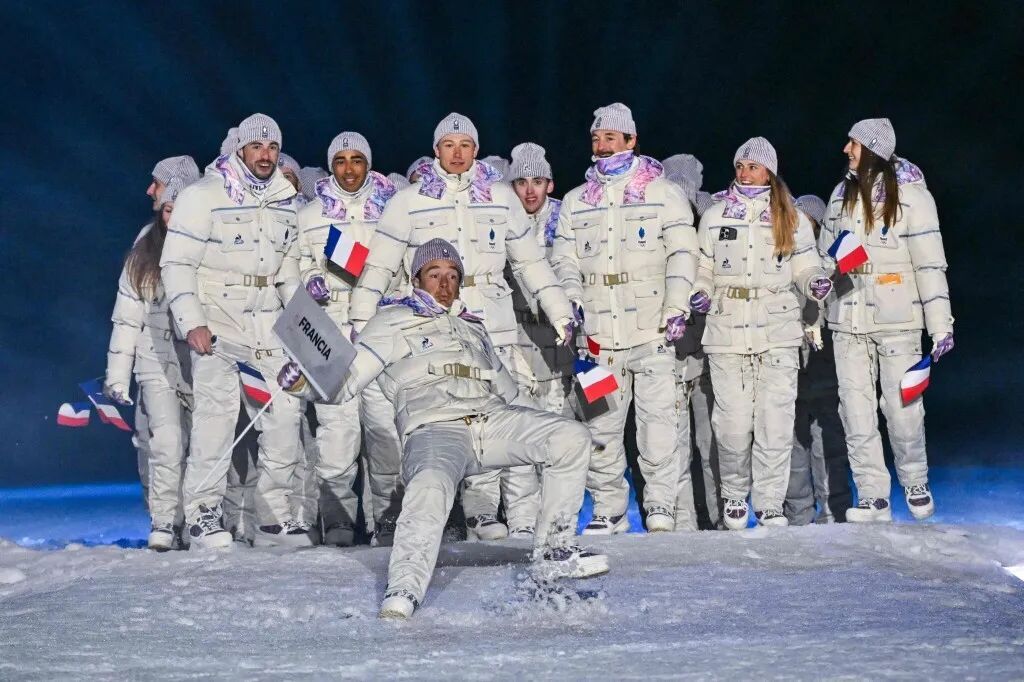 霸屏热搜!冬奥会开幕式,太好看了🤩 霸屏热搜!冬奥会开幕式,太好看了🤩