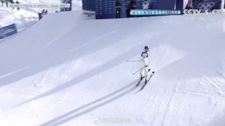 谷爱凌锁定决赛 转起！加油！