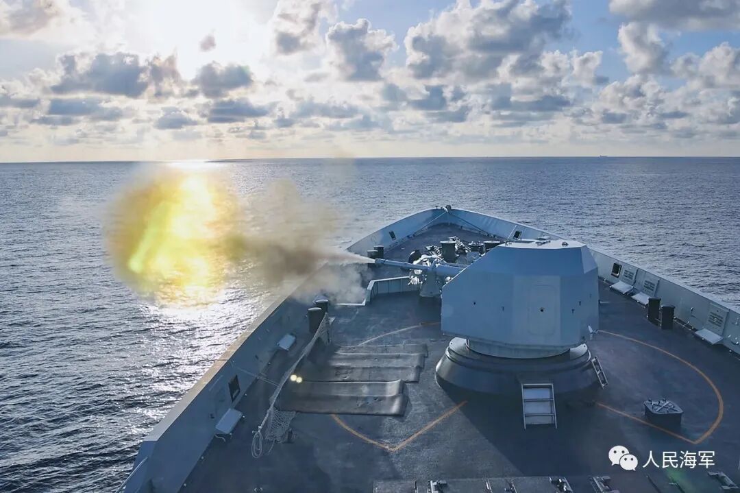 广西人的默契太燃了！广西舰、钦州舰高票登顶，凭实力“出列”🤩