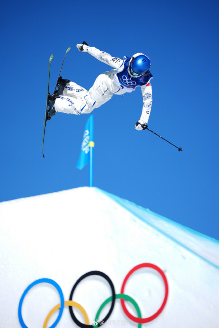 三位中国选手进坡面障碍技巧决赛