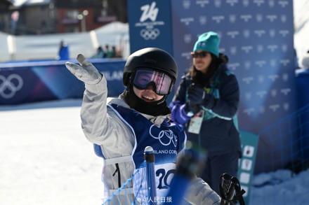 三位中国选手进坡面障碍技巧决赛