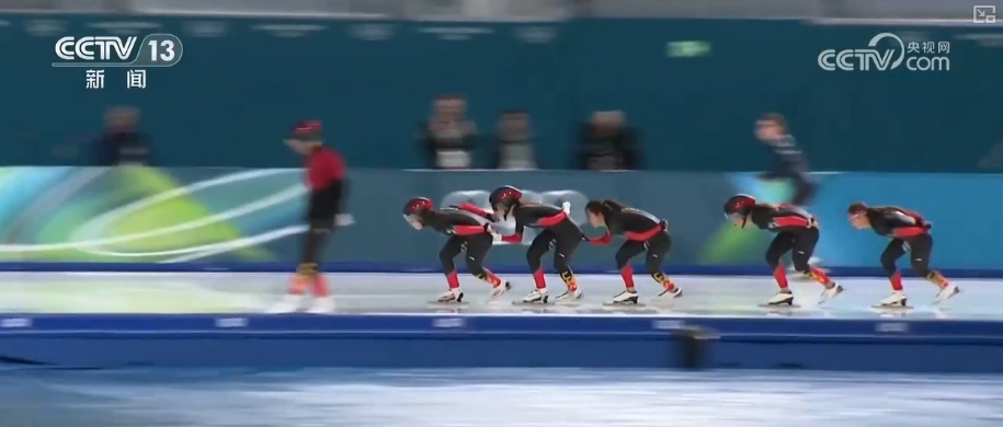 中国队“冰上坚守、雪上奔涌” 为中国健儿执着与锐气欢呼