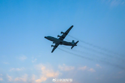 转存！咱家飞机根本看不够