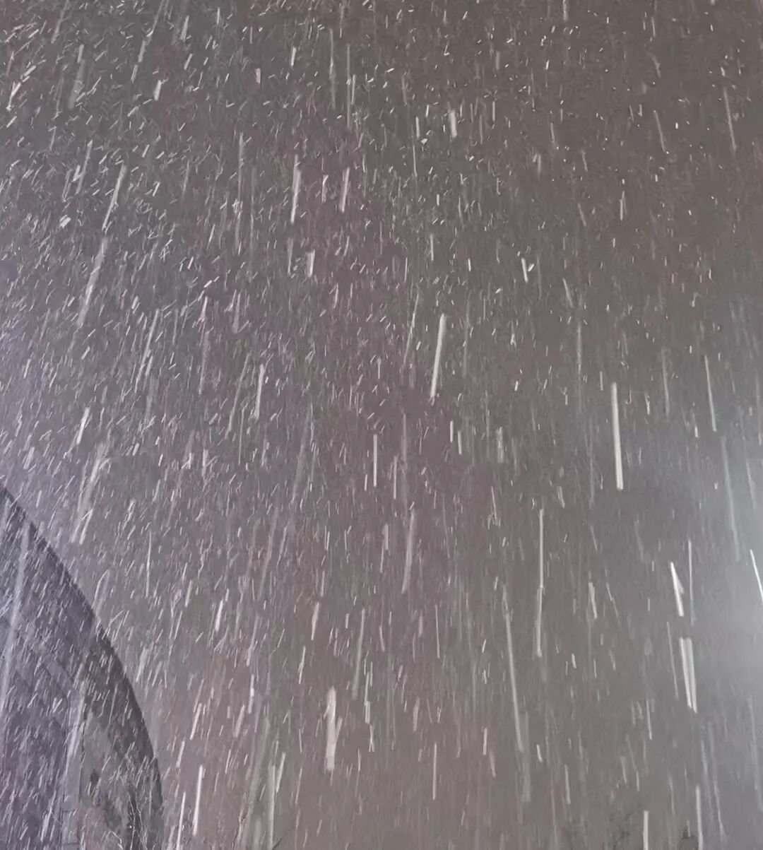 “冻”感十足！上海雨雪渐止，但冰冻模式持续！下周这天起气温回升→