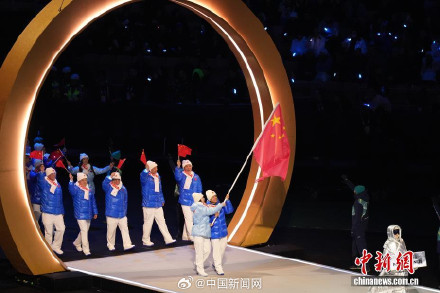 点赞！中国红亮相米兰冬奥会