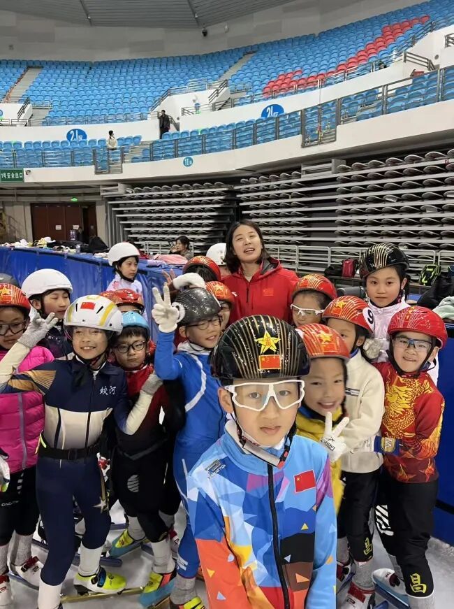 吉林姑娘张楚桐闪耀米兰冬奥会!张楚桐启蒙教练:我为她骄傲和自豪! 吉林姑娘张楚桐闪耀米兰冬奥会!张楚桐启蒙教练:我为她骄傲和自豪!