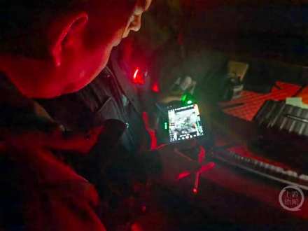 老人深山失联，无人机锁定位置成功营救