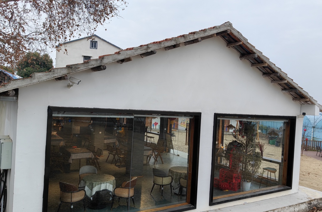 武汉不少年轻人，抢着往村里跑！