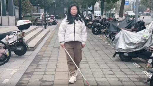 孤身从广州来武汉，她把全国网友整哭了！“很幸运，能成为中国小孩”