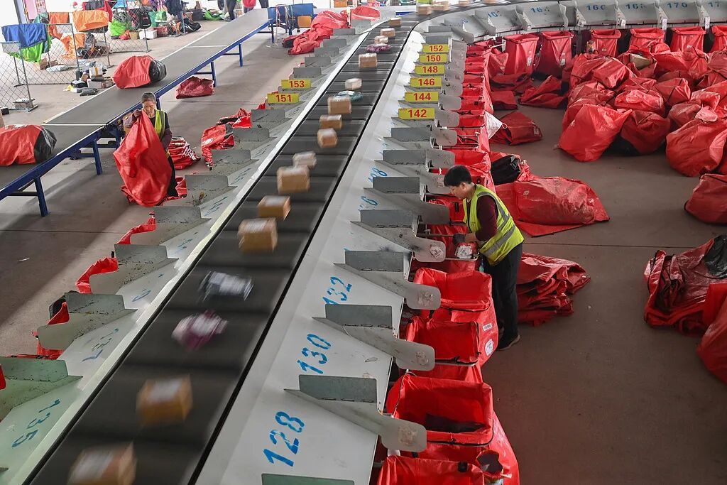 “快递停运”登上热搜，多家公司回应