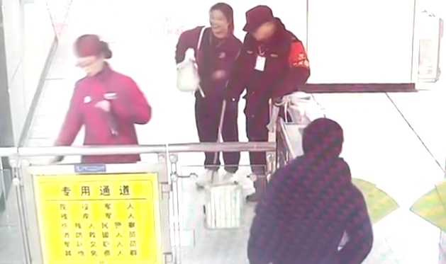 孤身从广州来武汉，她把全国网友整哭了！“很幸运，能成为中国小孩”