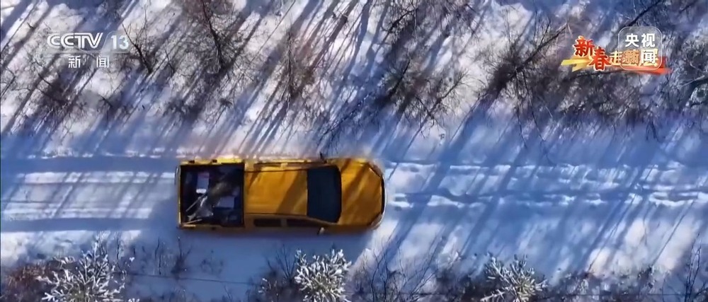 新春走基层丨一个人的林海雪原 他踏上这条风雪巡线路快14年了 新春走基层丨一个人的林海雪原 他踏上这条风雪巡线路快14年了