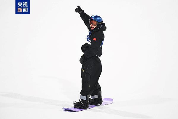 苏翊鸣夺牌、谷爱凌携新秀晋级 首个比赛日见证中国冰雪运动成长