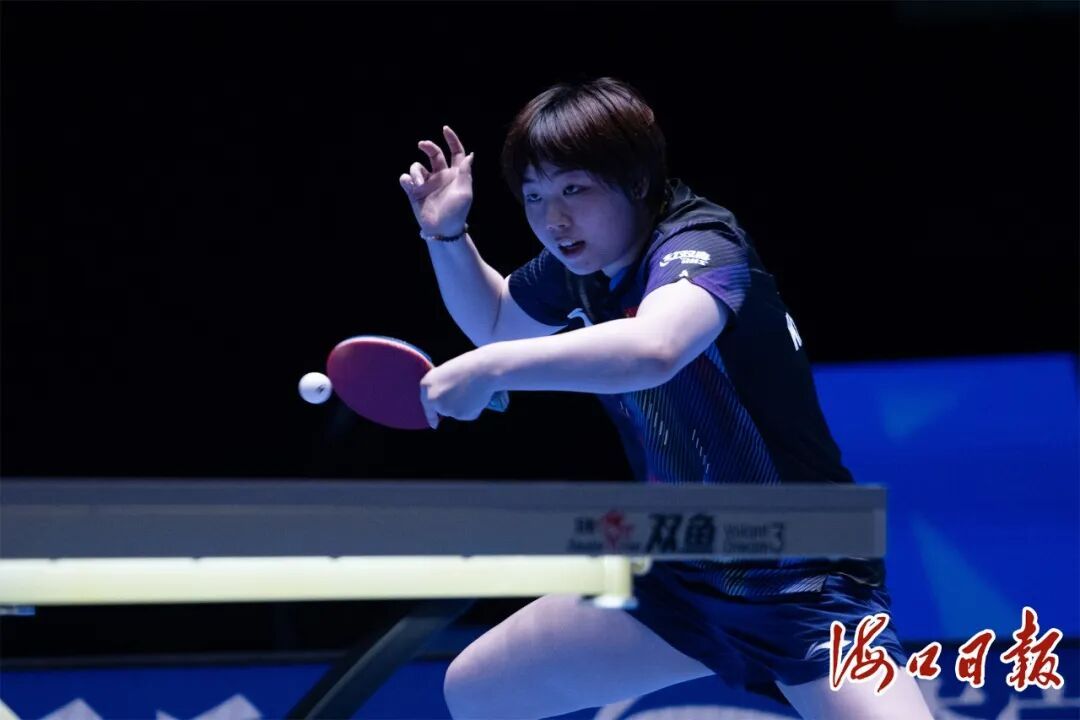 林诗栋无缘半决赛 国乒女队3人进四强 林诗栋无缘半决赛 国乒女队3人进四强