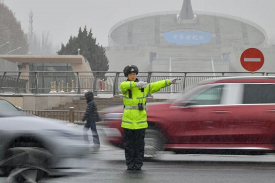 北京公安交管部门多措并举 全力保障春运交通安全 北京公安交管部门多措并举 全力保障春运交通安全