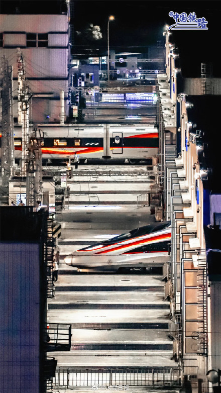 动车组终点站有科幻片那味儿了