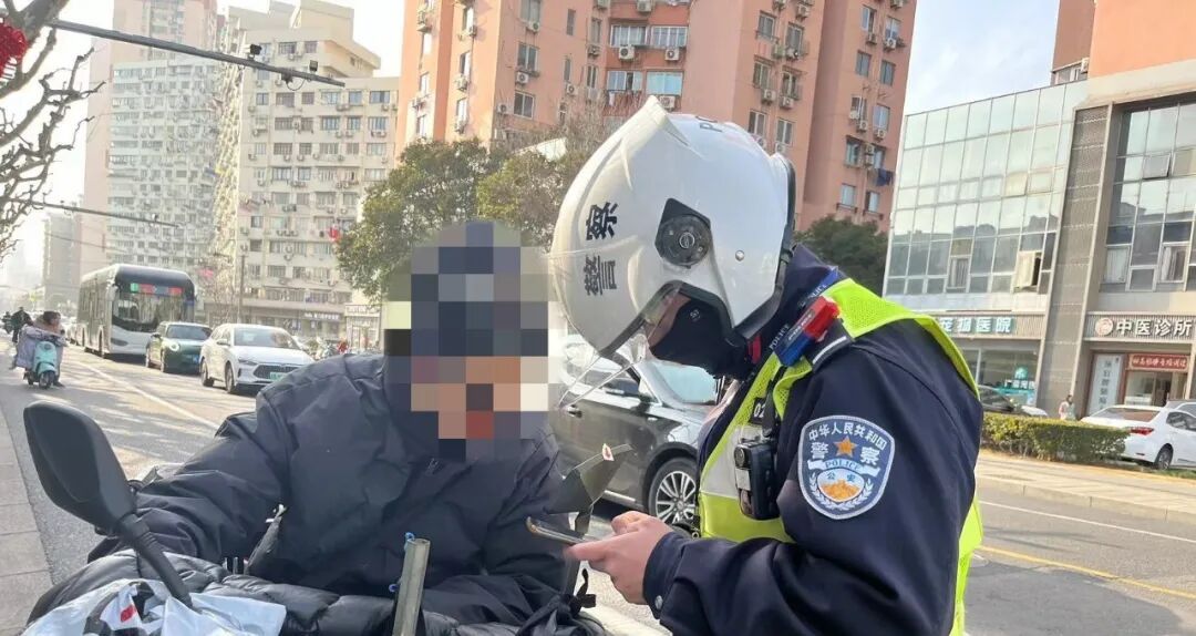 酒后骑车也违法，上海已有多人被罚！有醉骑者身亡，有醉骑者追尾负主责……