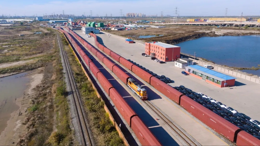 12306能给汽车买“火车票”？春运订单火爆！