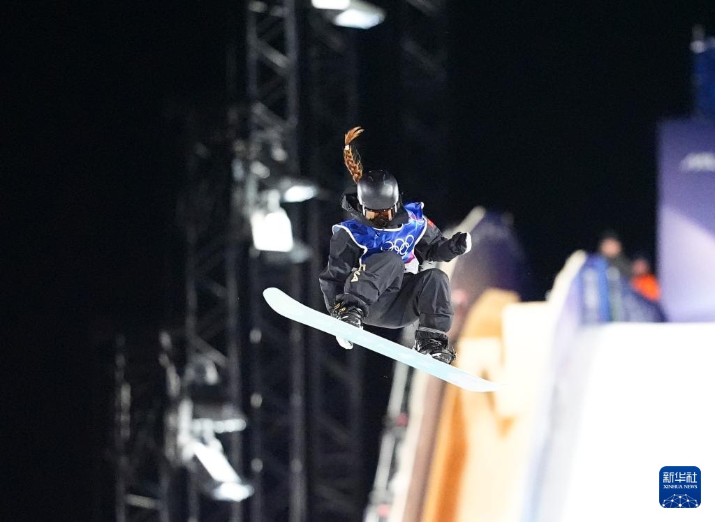 冬奥会单板滑雪——张小楠晋级女子大跳台决赛