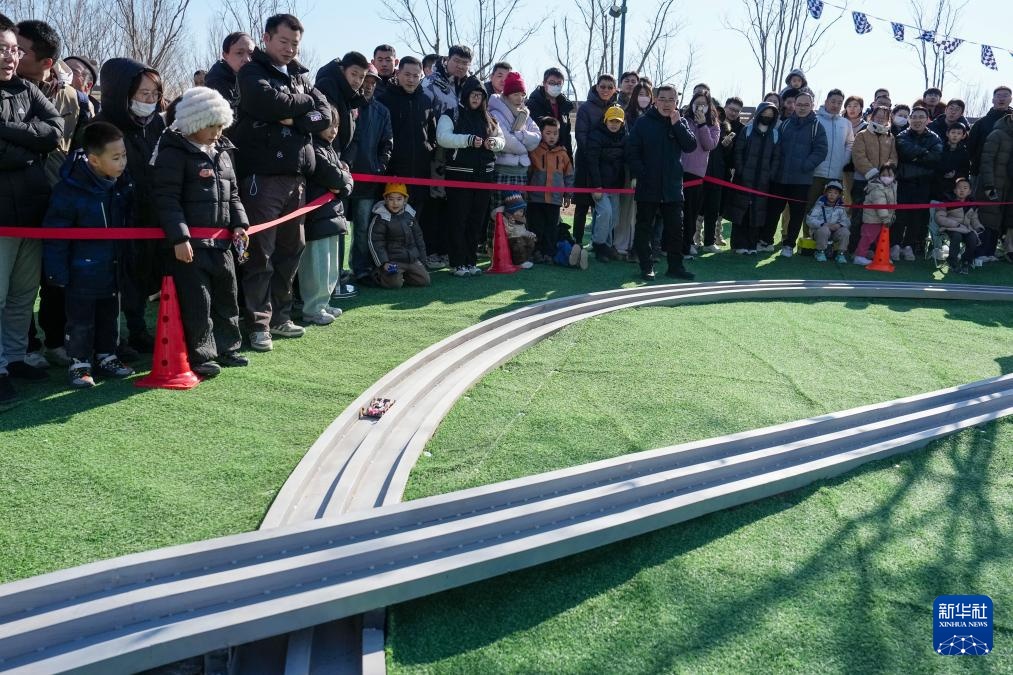 北京：公园里的迷你四驱车小乐园