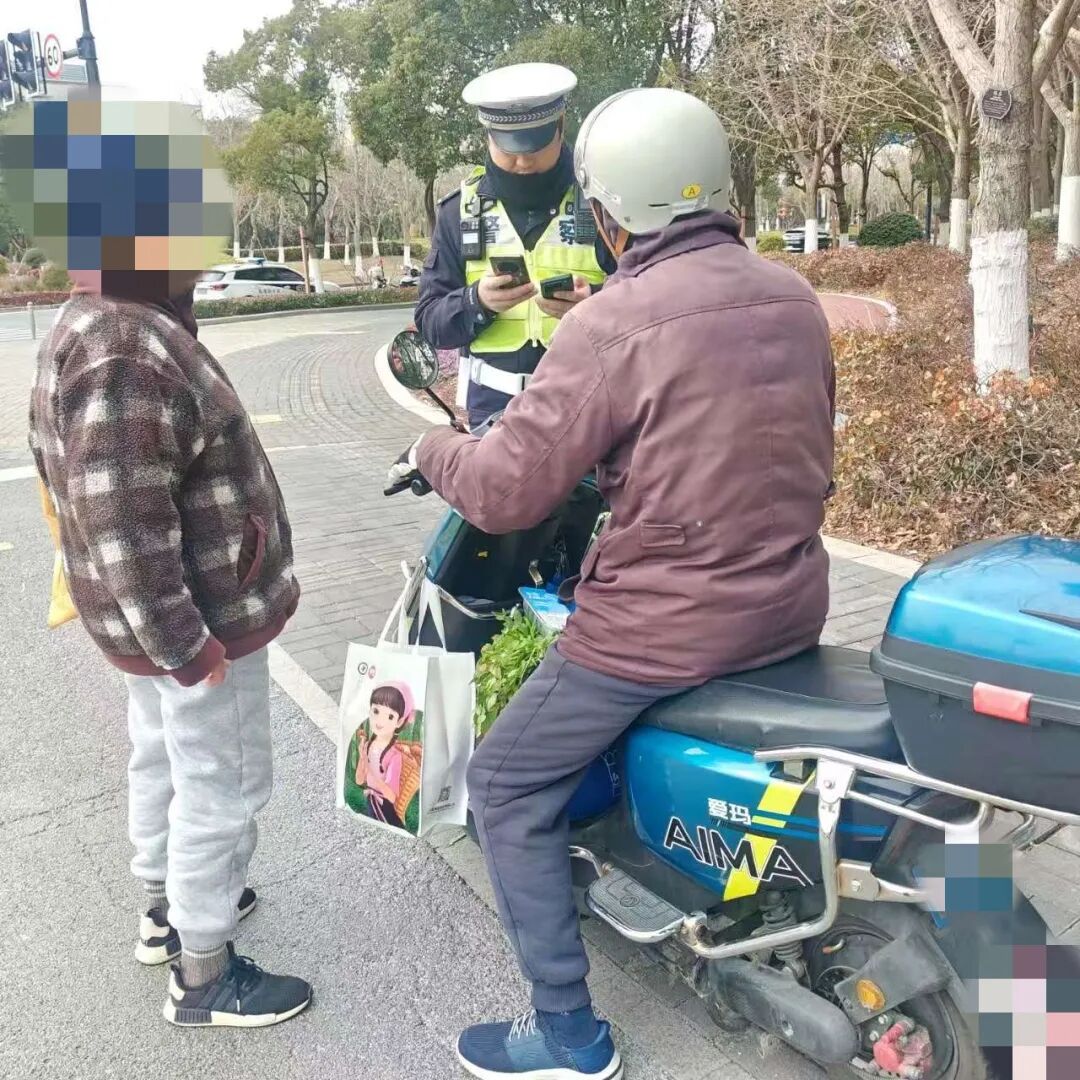 酒后骑车也违法，上海已有多人被罚！有醉骑者身亡，有醉骑者追尾负主责……