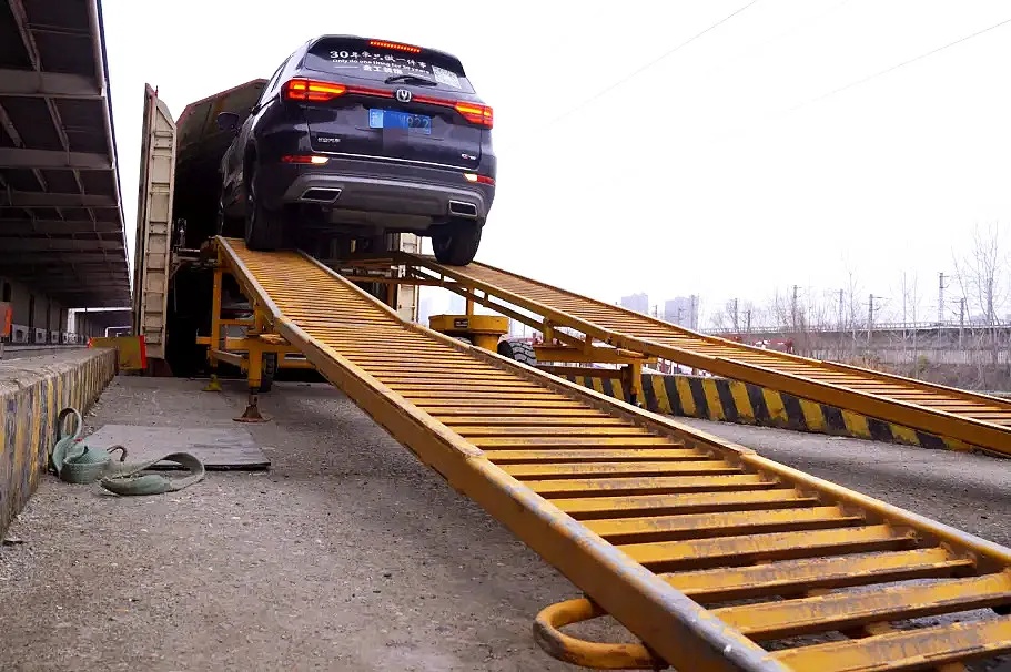 12306能给汽车买“火车票”？春运订单火爆！