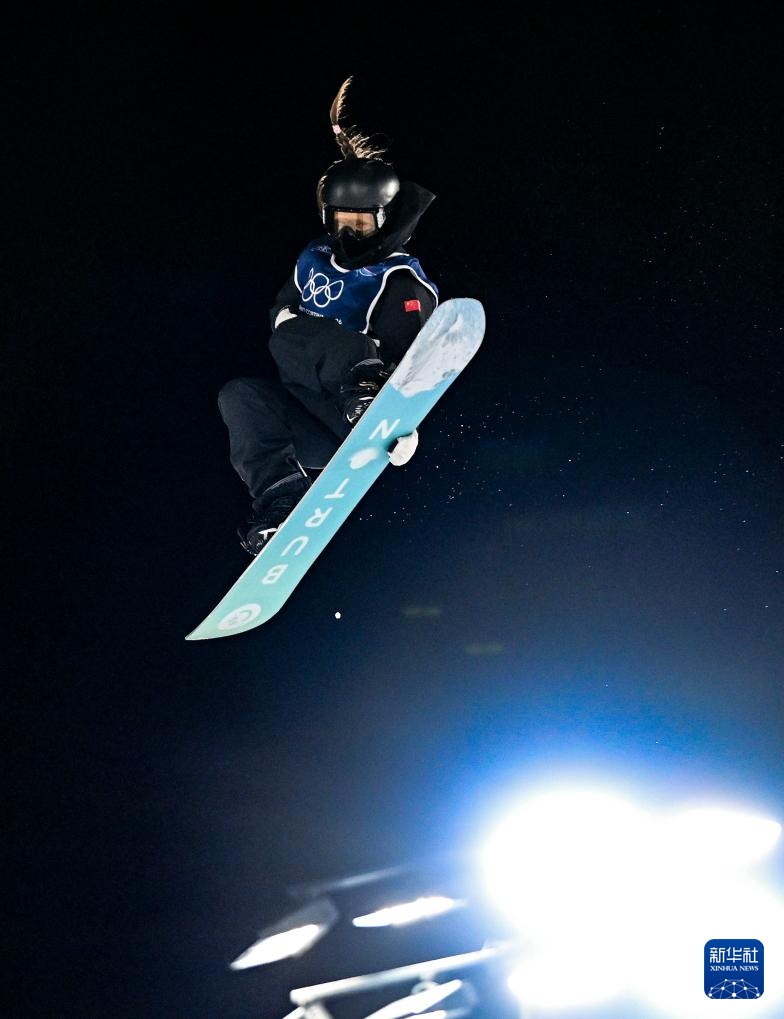 冬奥会单板滑雪——张小楠晋级女子大跳台决赛