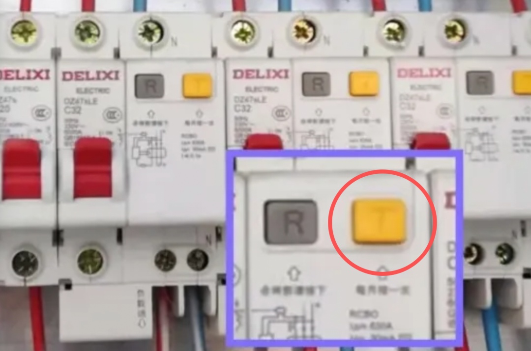 戴手套！徒手操作可能导致心脏骤停！家里出现这种情况要注意→