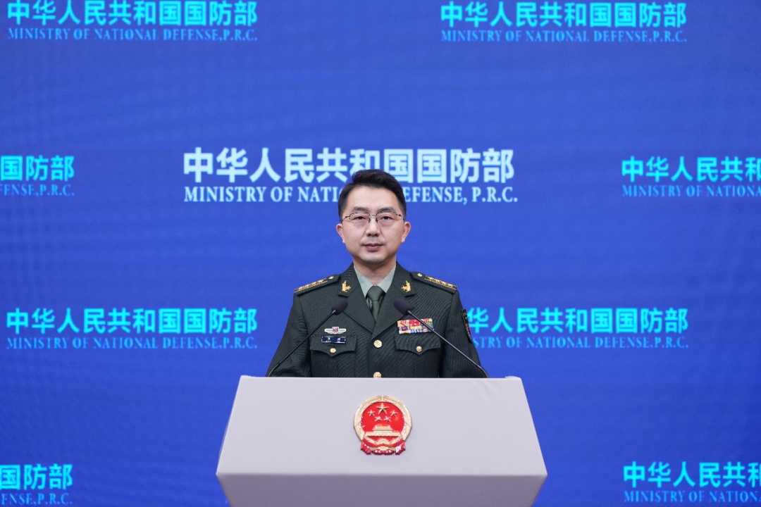 国防部:八一飞行表演队换装歼-10C后,首次亮相新加坡 国防部:八一飞行表演队换装歼-10C后,首次亮相新加坡