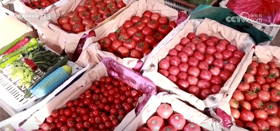 备年货、品美食、活力足,迎新春!各地“年味”上线氛围感已拉满 备年货、品美食、活力足,迎新春!各地“年味”上线氛围感已拉满