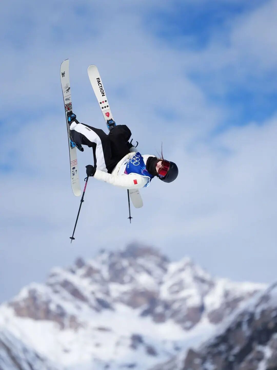 冬奥零距离｜谷爱凌摘银：我做出了自己最好的一套动作