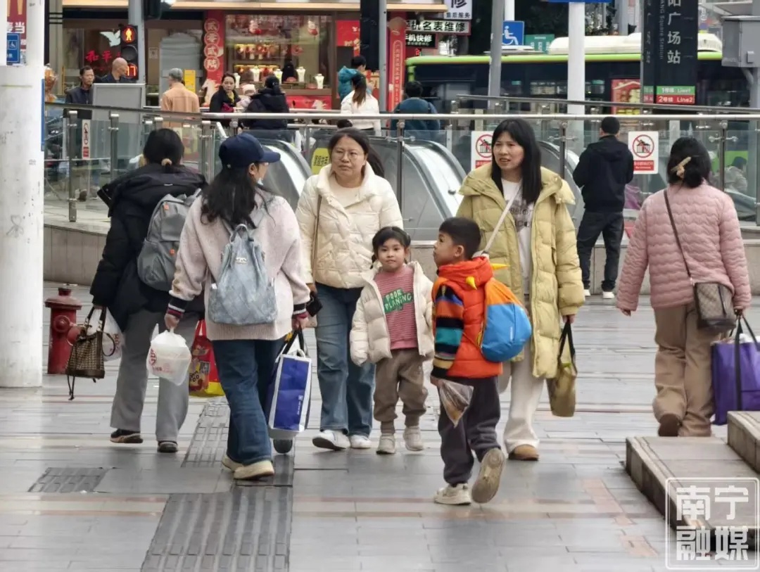 “回南天”即将上线！广西局地最高气温飙至28℃