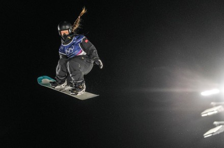 追平最佳单板滑雪女子大跳台张小楠获第5名 追平最佳单板滑雪女子大跳台张小楠获第5名