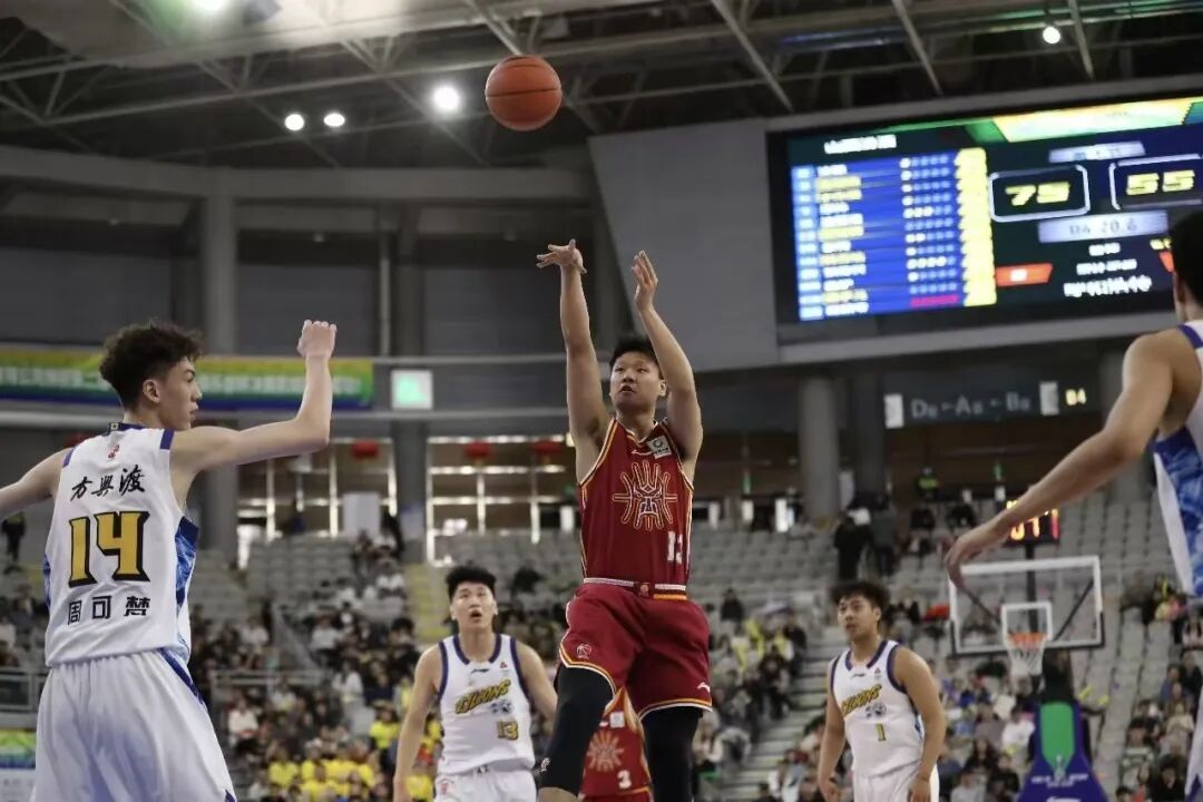 山西男篮首次闯进全国大赛决赛！