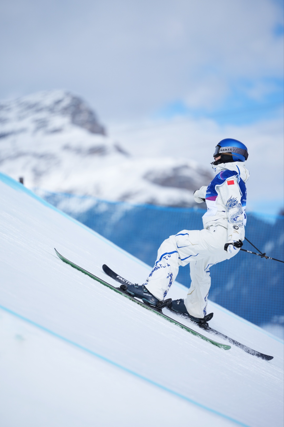 冬奥零距离｜谷爱凌摘银：我做出了自己最好的一套动作