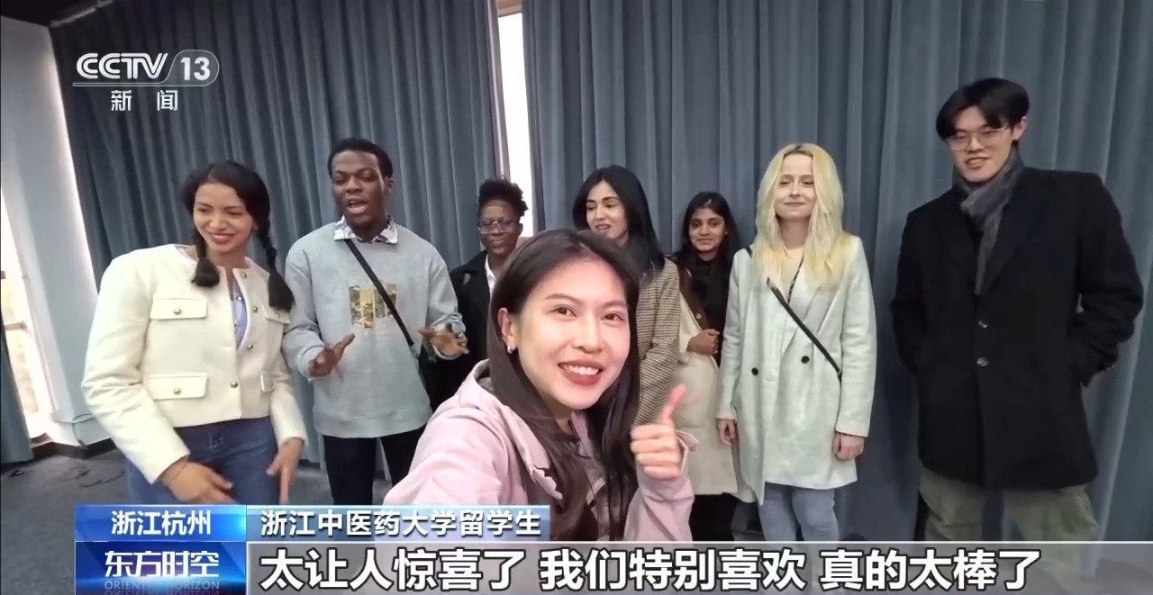 年货越来越“聪明” 工厂实验室里藏着中国智造的密码 年货越来越“聪明” 工厂实验室里藏着中国智造的密码