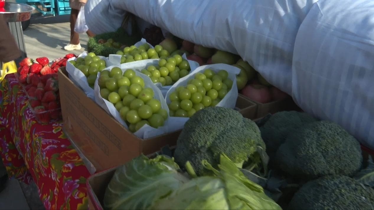 文化中国行·赶大集丨嘎嘎香的年货大集为啥都争着买猪前蹄？