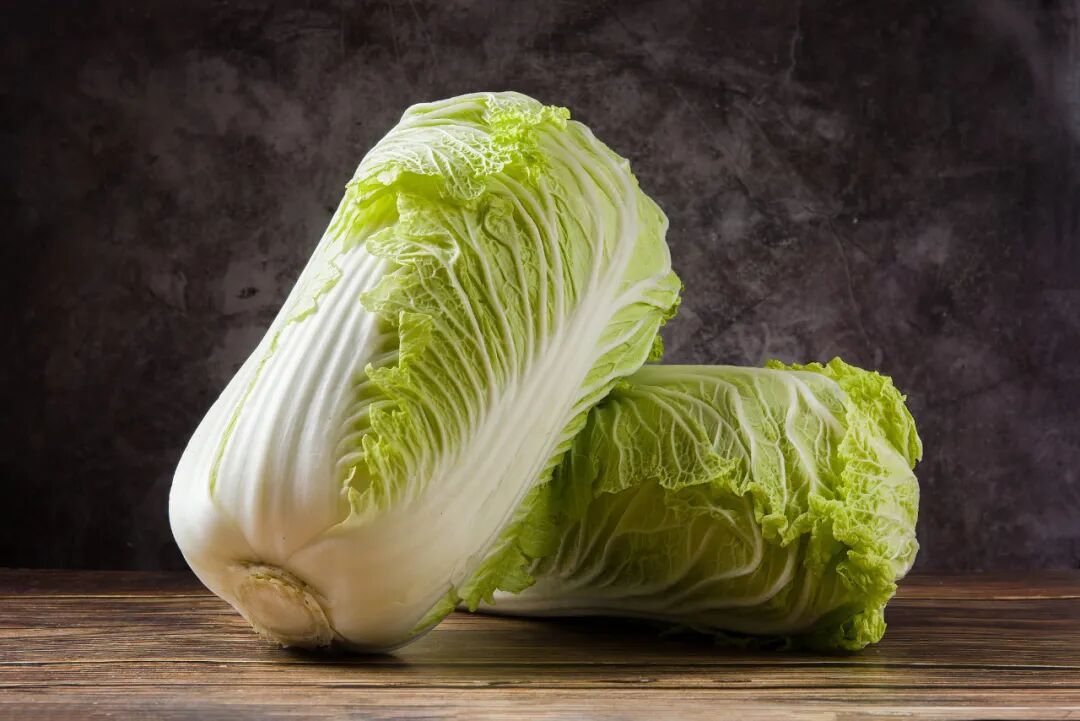 大白菜上的小黑点是什么？答案是可以正常吃→