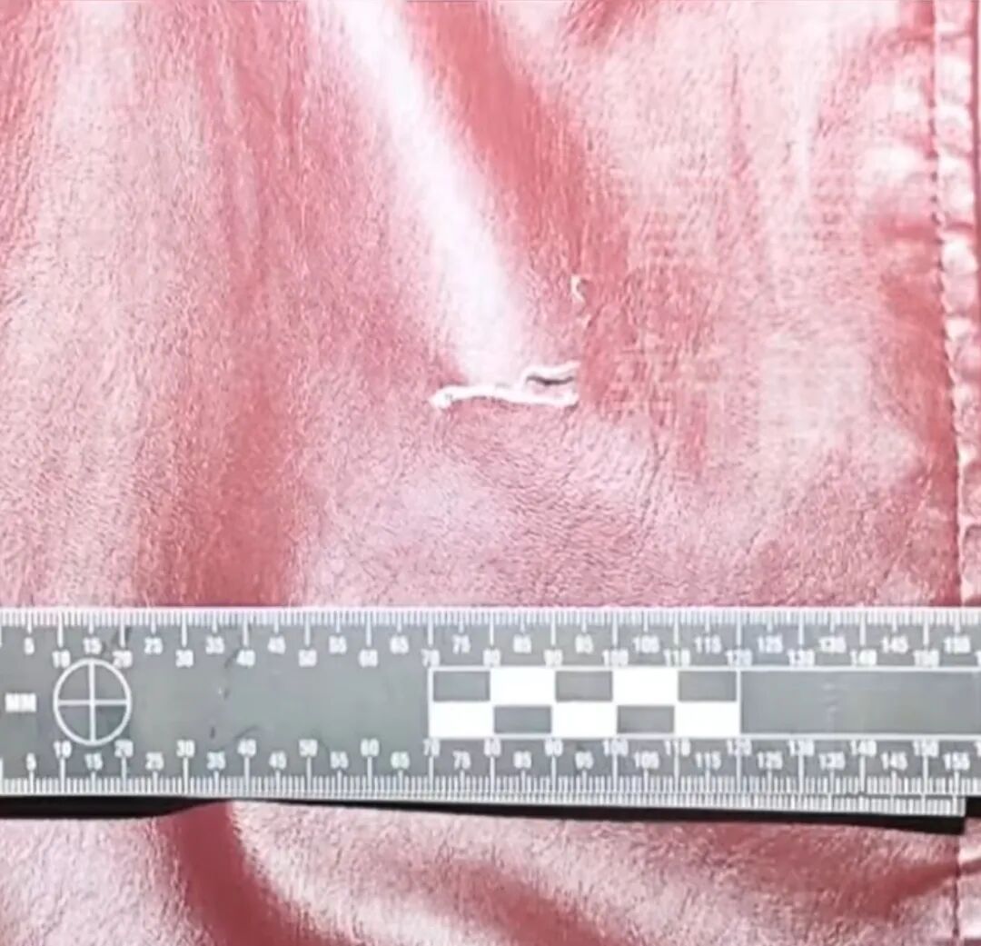 上海发生奇葩盗窃案,男子晚上偷偷潜入女子家中,唯独偷走10只旧鞋 上海发生奇葩盗窃案,男子晚上偷偷潜入女子家中,唯独偷走10只旧鞋