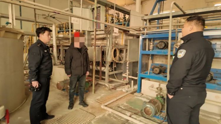 7小时揪出企业“内鬼”，追回价值20余万元核心设备！