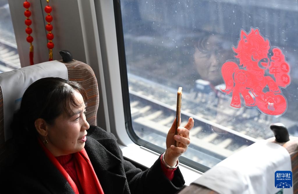 西安：免费爱心专列送务工者归乡