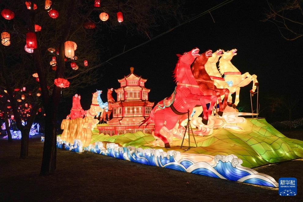 北京:2026圆明园新春灯会启幕 北京:2026圆明园新春灯会启幕